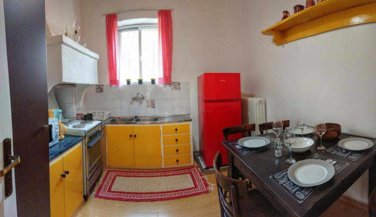 1935 Home Lilaia Экстерьер фото